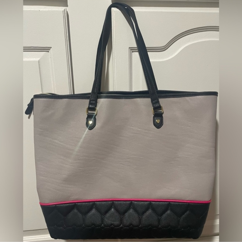 Betsey Johnson Gray and Black Floral Tote Bag - Picture 2 of 4